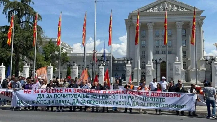 Protesta të punëtorëve më 1 maj në Maqedoninë e Veriut  kërkohet rroga minimale së paku 450 euro