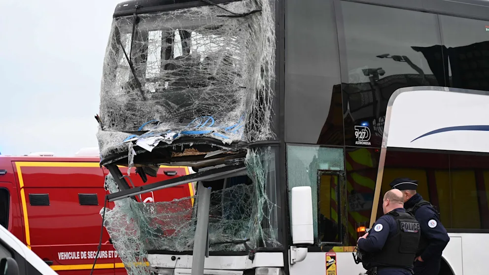 Aksident me autobus në Francë  26 nxënës të lënduar   Shqip